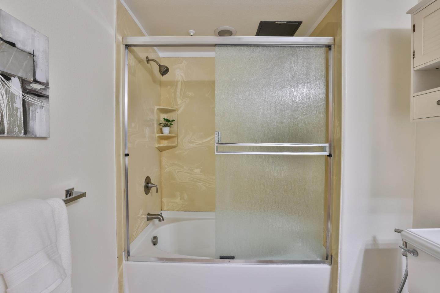 Detail Gallery Image 17 of 40 For 1101 S Main St #118,  Milpitas,  CA 95035 - 2 Beds | 1 Baths