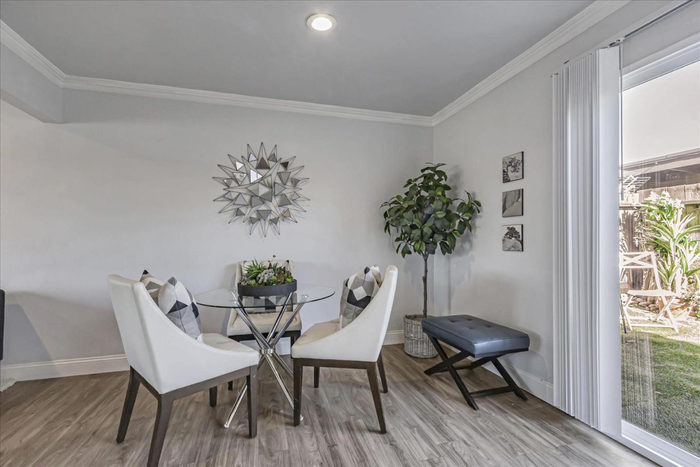 Detail Gallery Image 13 of 39 For 1762 Piedmont Rd, San Jose,  CA 95132 - 3 Beds | 1/1 Baths