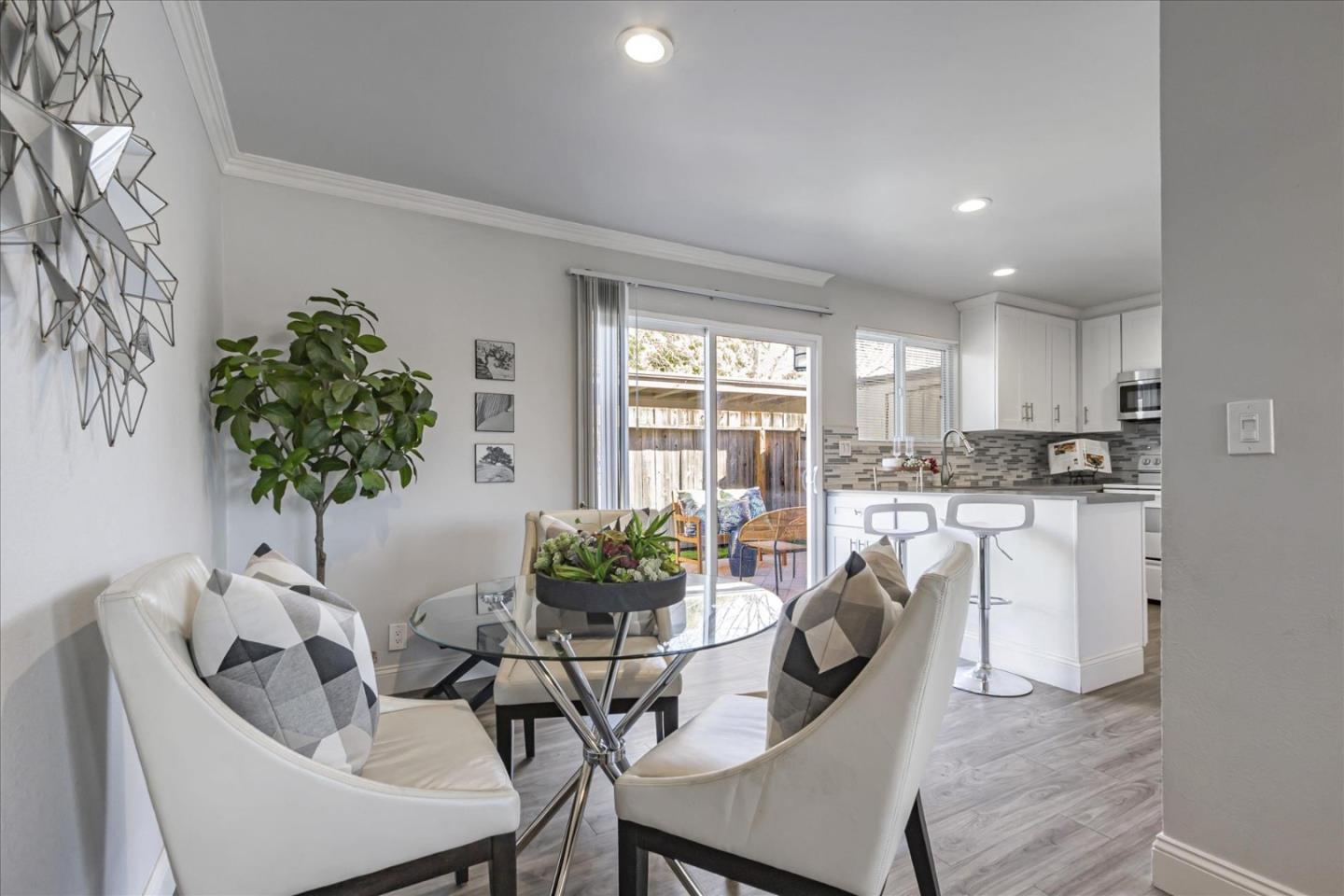 Detail Gallery Image 16 of 39 For 1762 Piedmont Rd, San Jose,  CA 95132 - 3 Beds | 1/1 Baths