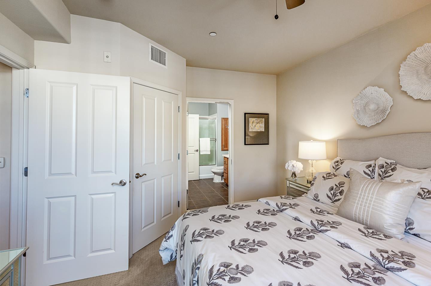 Detail Gallery Image 12 of 27 For 4388 El Camino Real #338,  Los Altos,  CA 94022 - 1 Beds | 1 Baths