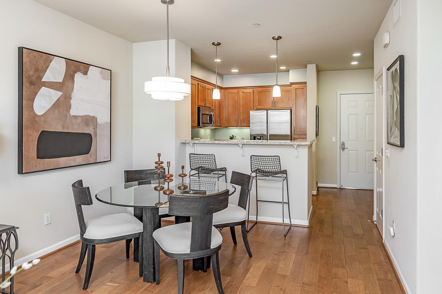 Detail Gallery Image 8 of 27 For 4388 El Camino Real #338,  Los Altos,  CA 94022 - 1 Beds | 1 Baths