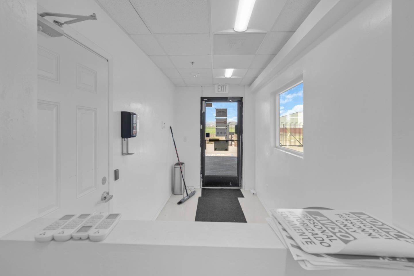 Detail Gallery Image 9 of 45 For 991 Industrial Way, King City,  CA 93930 - – Beds | – Baths