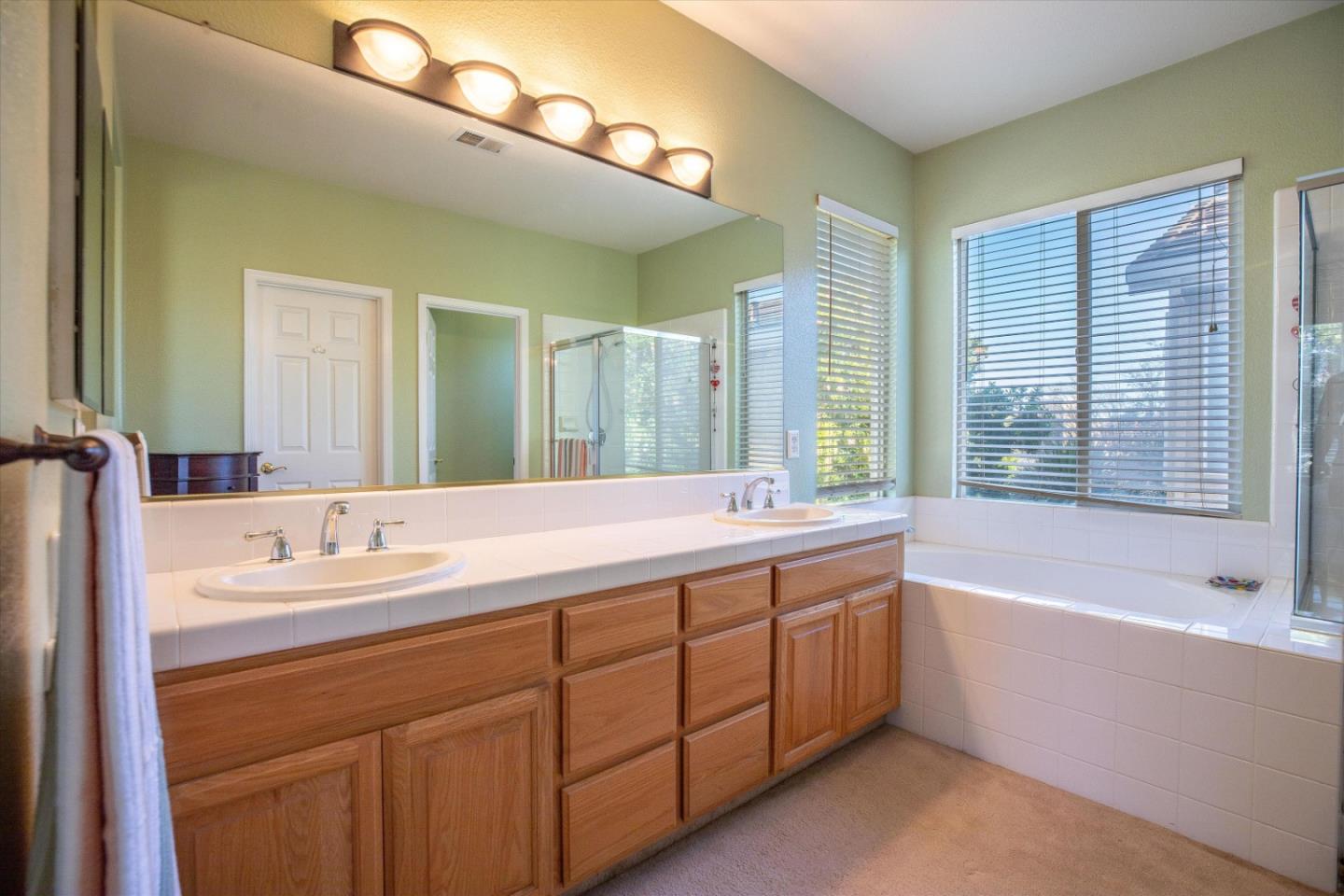 Detail Gallery Image 25 of 33 For 6444 Wheatfield Ct, Gilroy,  CA 95020 - 3 Beds | 2/1 Baths