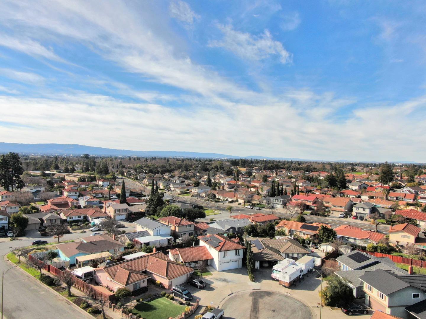 Detail Gallery Image 92 of 97 For 2899 Mayglen Ct, San Jose,  CA 95133 - 4 Beds | 2/1 Baths