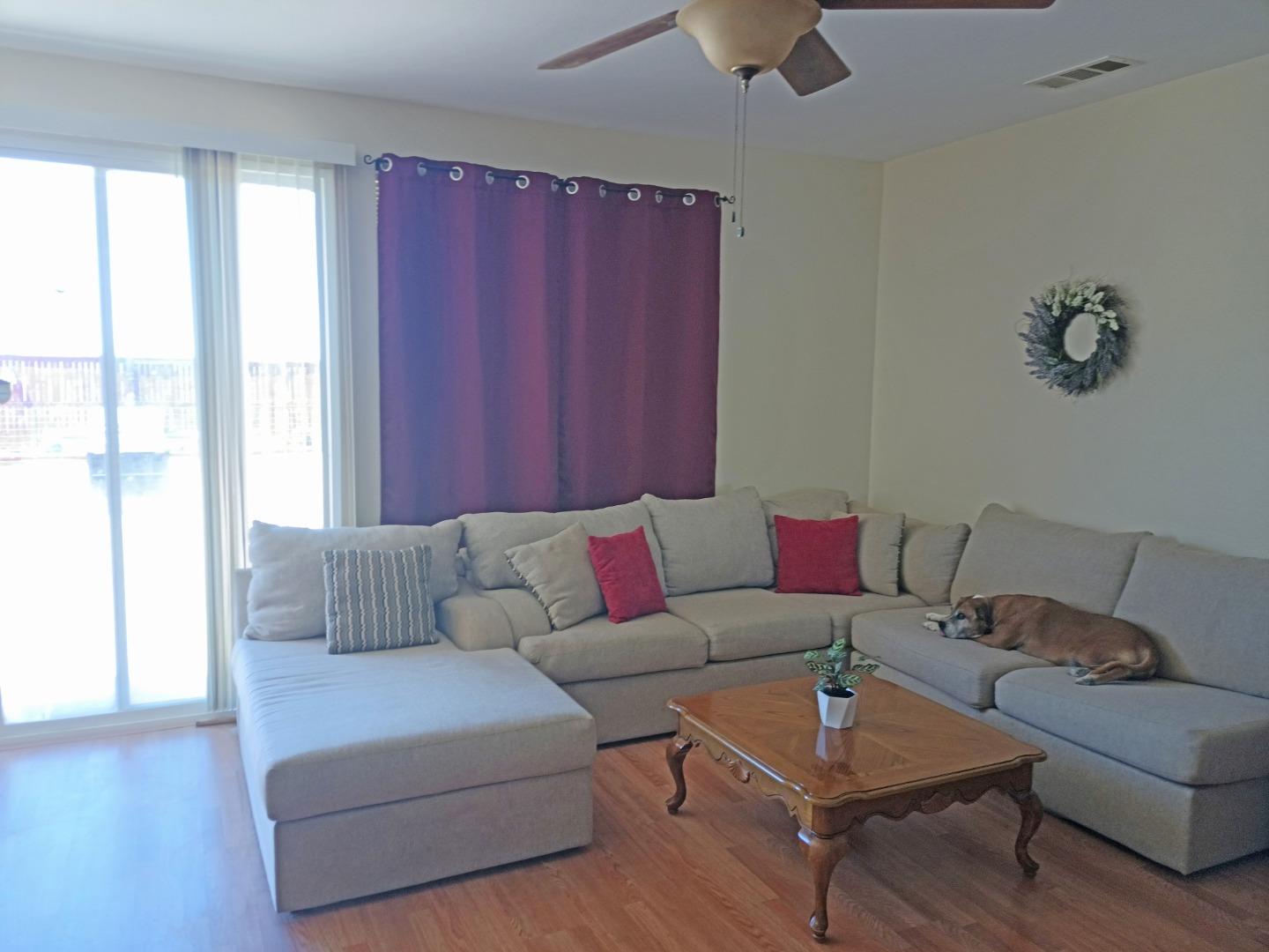 Detail Gallery Image 2 of 11 For 10452 Thorndale St, Adelanto,  CA 92301 - 3 Beds | 2 Baths
