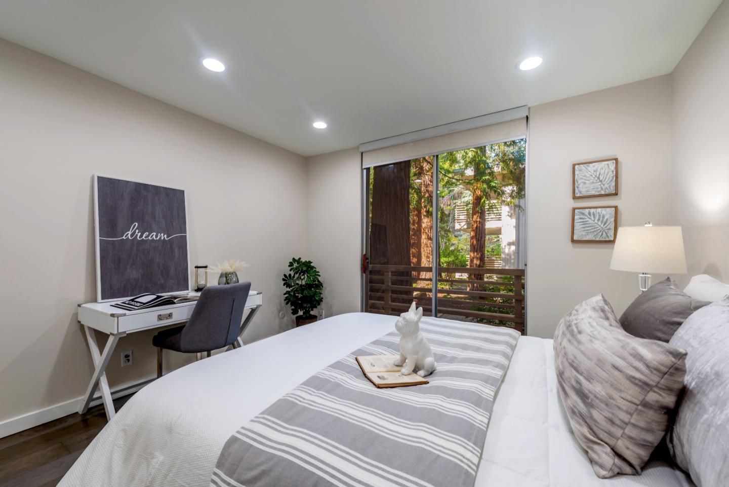 Detail Gallery Image 28 of 47 For 1100 Sharon Park Dr #21,  Menlo Park,  CA 94025 - 2 Beds | 2 Baths