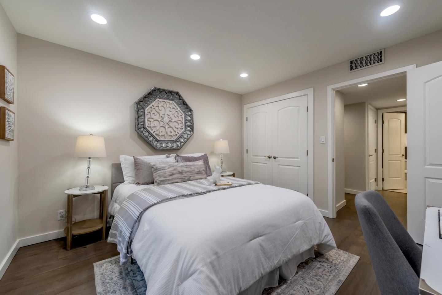 Detail Gallery Image 32 of 47 For 1100 Sharon Park Dr #21,  Menlo Park,  CA 94025 - 2 Beds | 2 Baths