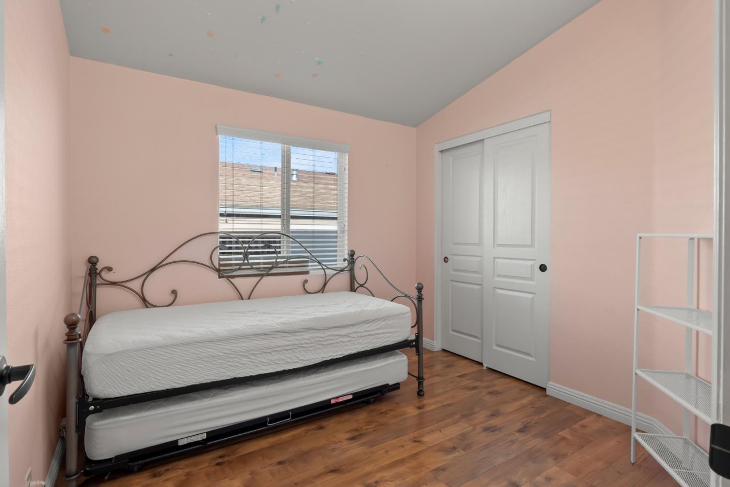 Detail Gallery Image 8 of 12 For 165 Blossom Hill Rd #97,  San Jose,  CA 95123 - 3 Beds | 2 Baths