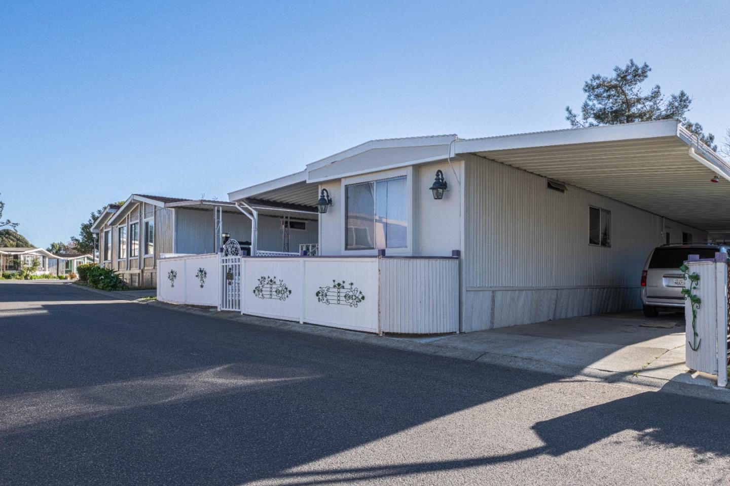 Detail Gallery Image 2 of 26 For 13624 Monte Del Sol #142,  Castroville,  CA 95012 - 2 Beds | 2 Baths