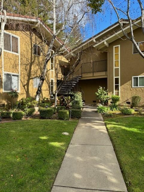 Detail Gallery Image 2 of 21 For 420 Alberto Way #5,  Los Gatos,  CA 95032 - 1 Beds | 1 Baths