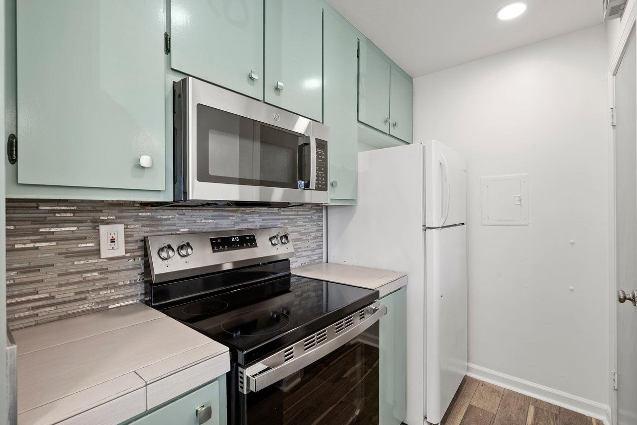 Detail Gallery Image 11 of 34 For 4255 Jade St #2,  Capitola,  CA 95010 - 2 Beds | 1 Baths