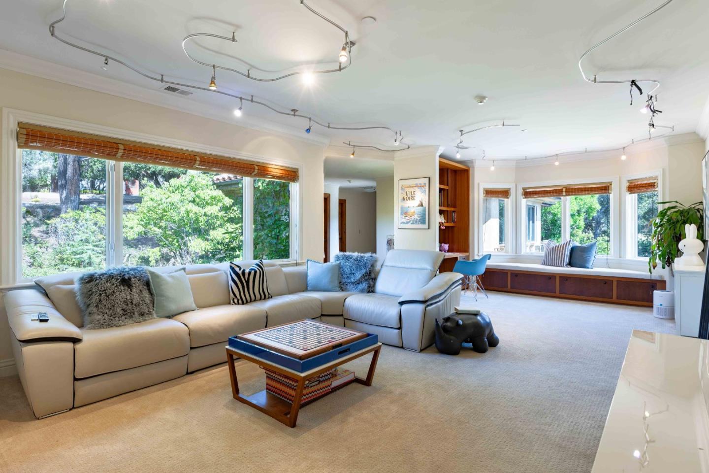 Detail Gallery Image 34 of 45 For 28500 Matadero Creek Ln, Los Altos Hills,  CA 94022 - 6 Beds | 6/3 Baths