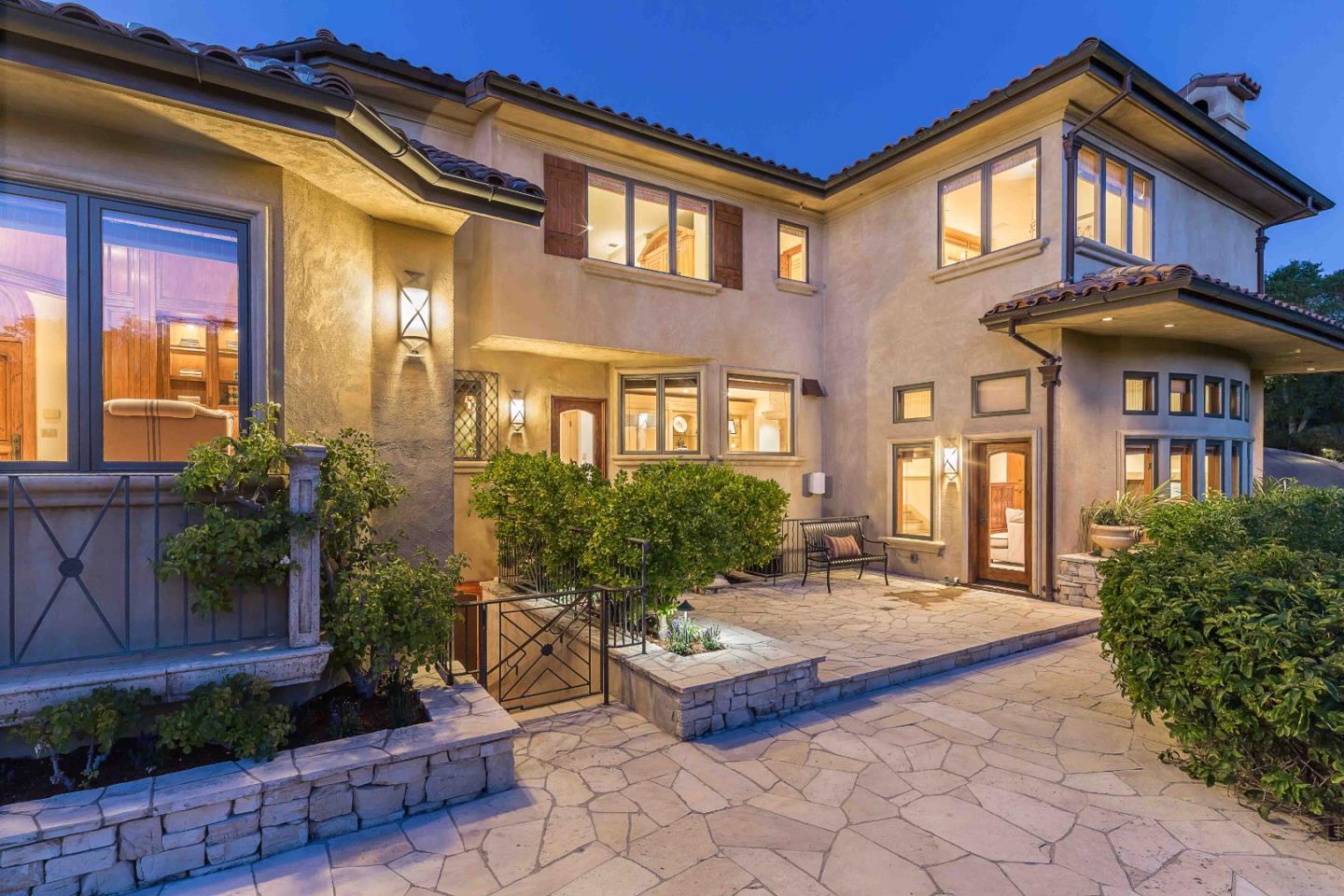Detail Gallery Image 7 of 45 For 28500 Matadero Creek Ln, Los Altos Hills,  CA 94022 - 6 Beds | 6/3 Baths