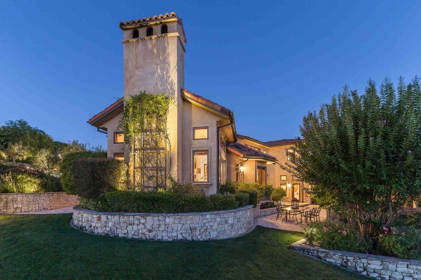 Detail Gallery Image 8 of 45 For 28500 Matadero Creek Ln, Los Altos Hills,  CA 94022 - 6 Beds | 6/3 Baths
