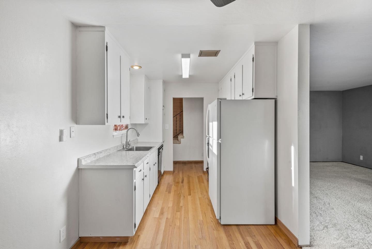 Detail Gallery Image 11 of 32 For 420 Alberto Way #51,  Los Gatos,  CA 95032 - 2 Beds | 2/1 Baths