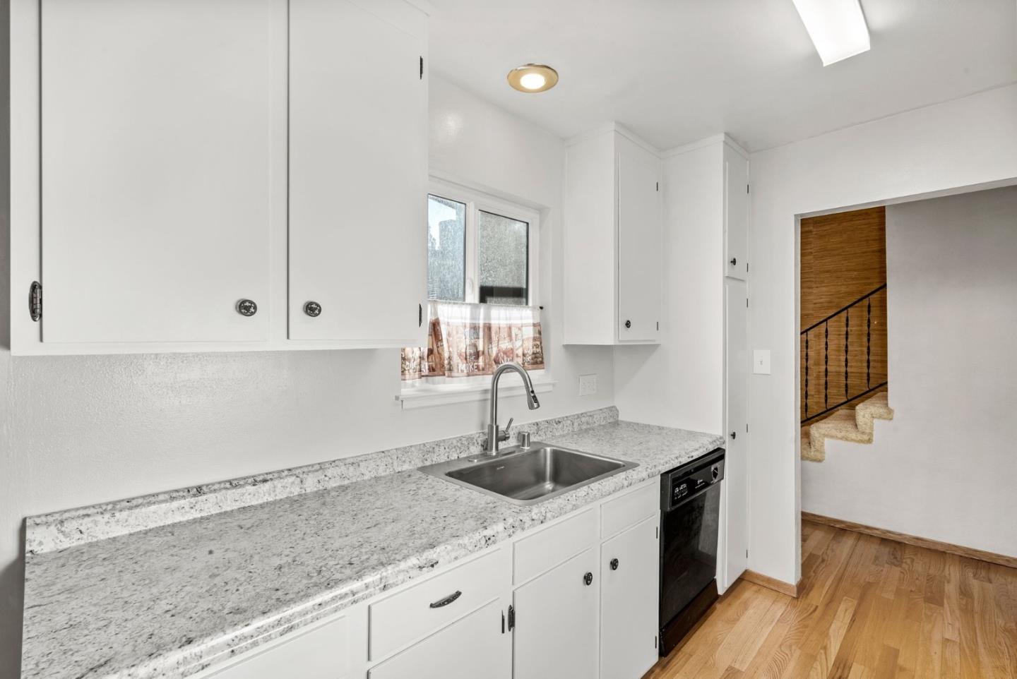 Detail Gallery Image 12 of 32 For 420 Alberto Way #51,  Los Gatos,  CA 95032 - 2 Beds | 2/1 Baths