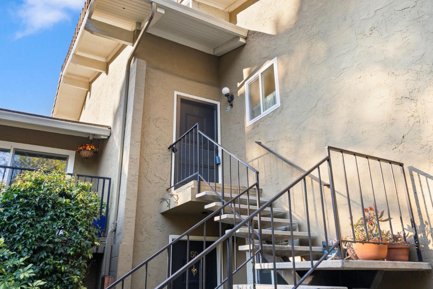 Detail Gallery Image 5 of 32 For 420 Alberto Way #51,  Los Gatos,  CA 95032 - 2 Beds | 2/1 Baths