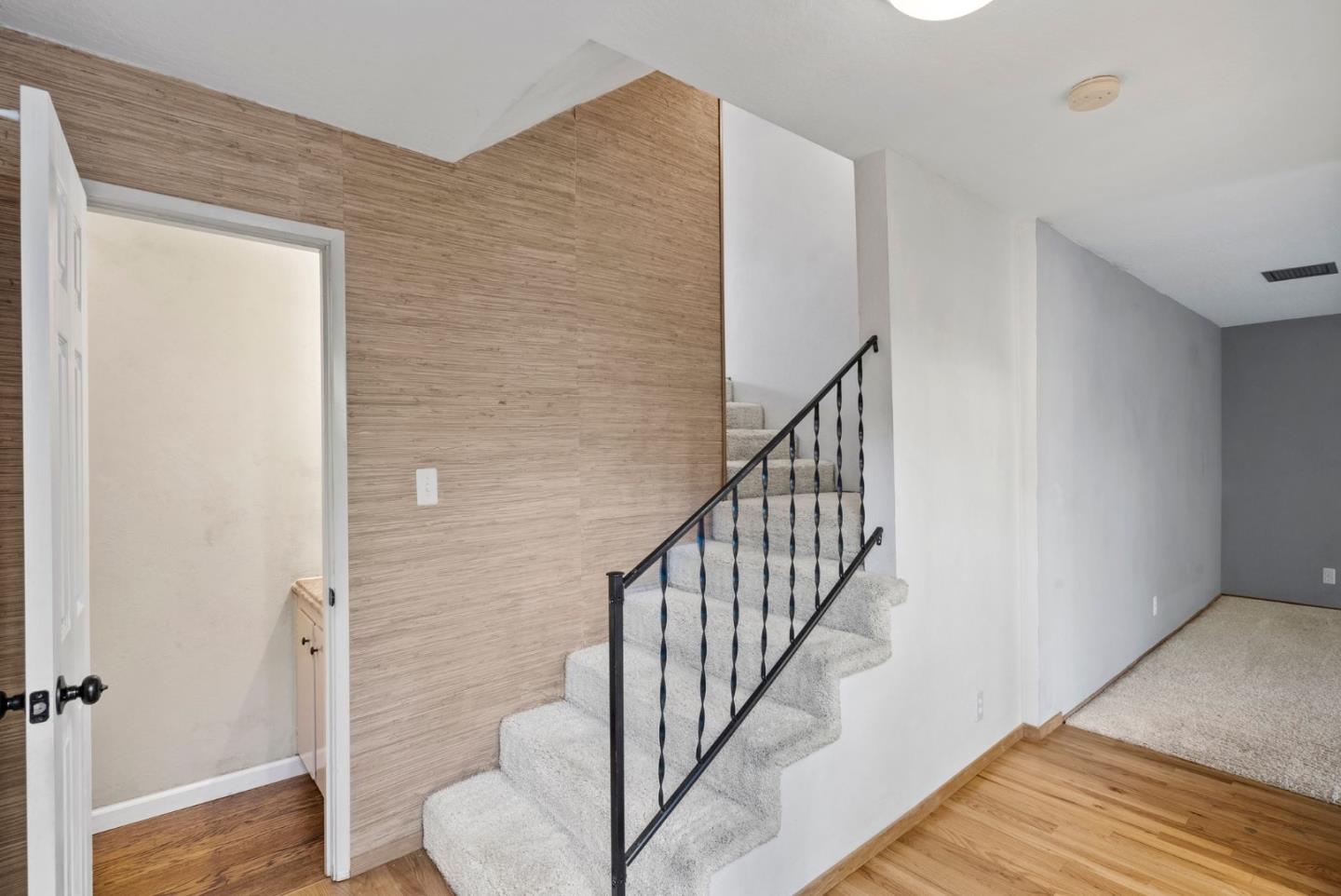 Detail Gallery Image 6 of 32 For 420 Alberto Way #51,  Los Gatos,  CA 95032 - 2 Beds | 2/1 Baths