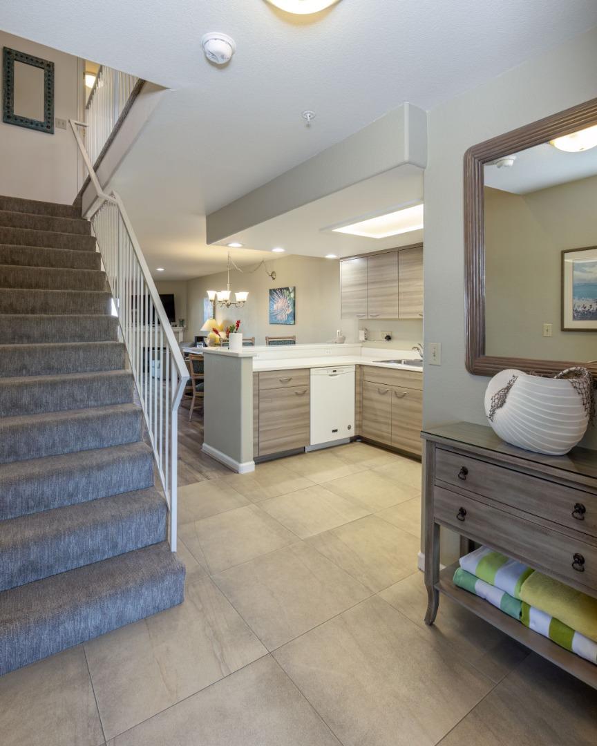 Detail Gallery Image 2 of 28 For 16 Seascape Resort Dr, Aptos,  CA 95003 - 2 Beds | 2/1 Baths