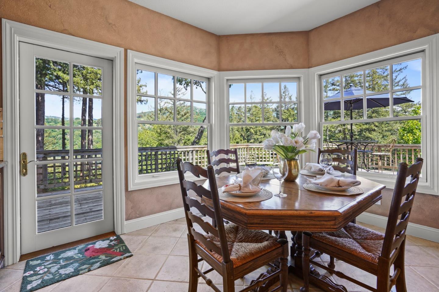 Detail Gallery Image 19 of 102 For 20420 Idylwild Rd, Los Gatos,  CA 95033 - 5 Beds | 5/2 Baths