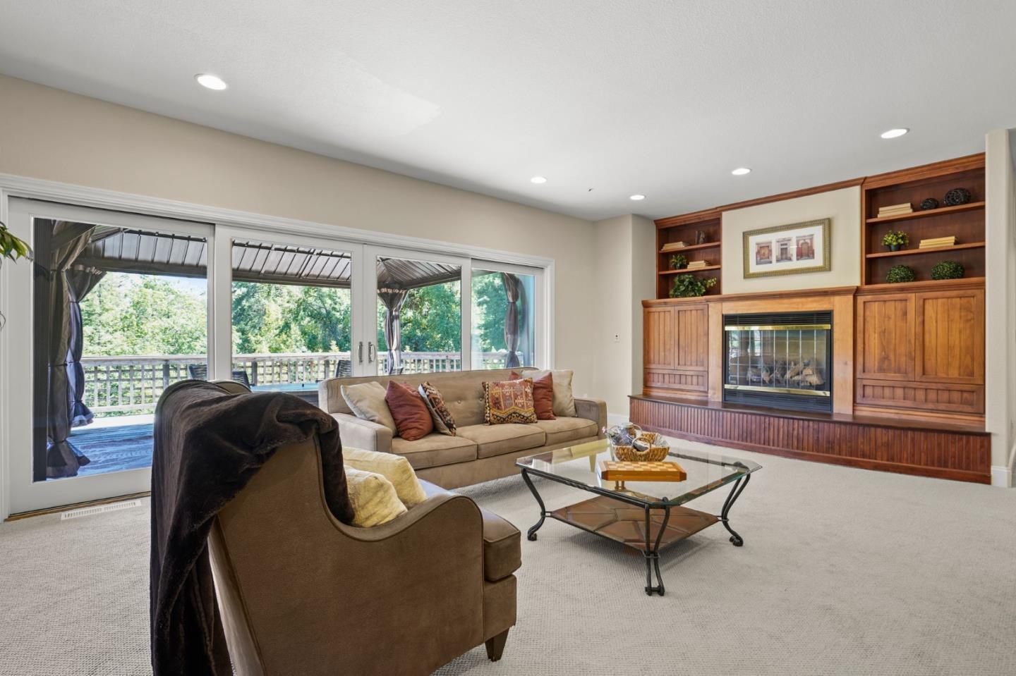 Detail Gallery Image 20 of 102 For 20420 Idylwild Rd, Los Gatos,  CA 95033 - 5 Beds | 5/2 Baths