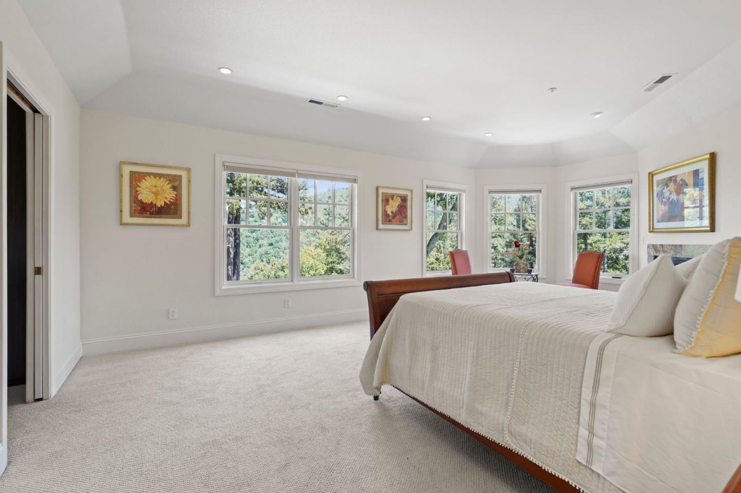 Detail Gallery Image 23 of 102 For 20420 Idylwild Rd, Los Gatos,  CA 95033 - 5 Beds | 5/2 Baths