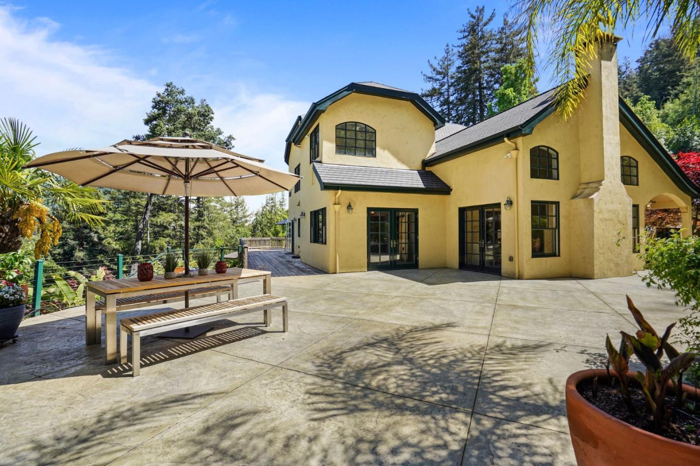 Detail Gallery Image 3 of 102 For 20420 Idylwild Rd, Los Gatos,  CA 95033 - 5 Beds | 5/2 Baths