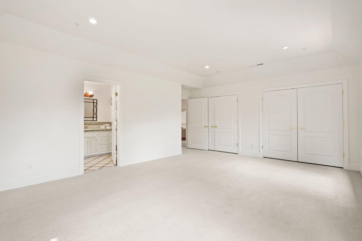 Detail Gallery Image 36 of 102 For 20420 Idylwild Rd, Los Gatos,  CA 95033 - 5 Beds | 5/2 Baths
