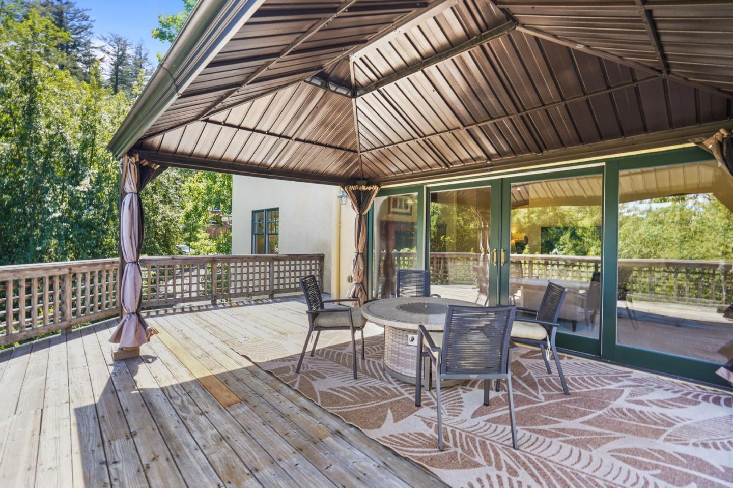 Detail Gallery Image 48 of 102 For 20420 Idylwild Rd, Los Gatos,  CA 95033 - 5 Beds | 5/2 Baths