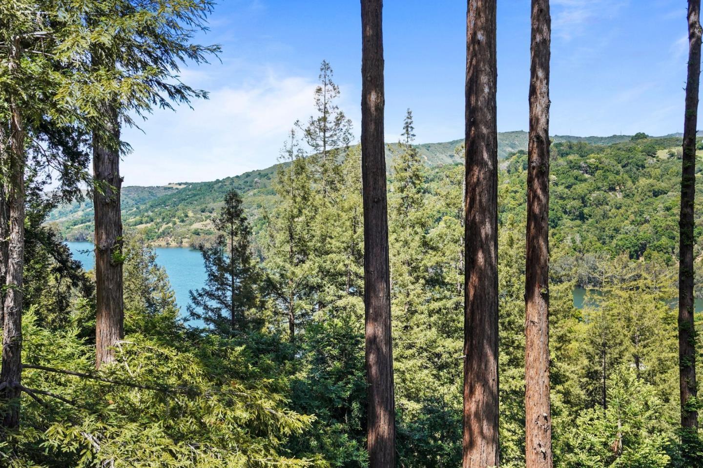 Detail Gallery Image 49 of 102 For 20420 Idylwild Rd, Los Gatos,  CA 95033 - 5 Beds | 5/2 Baths
