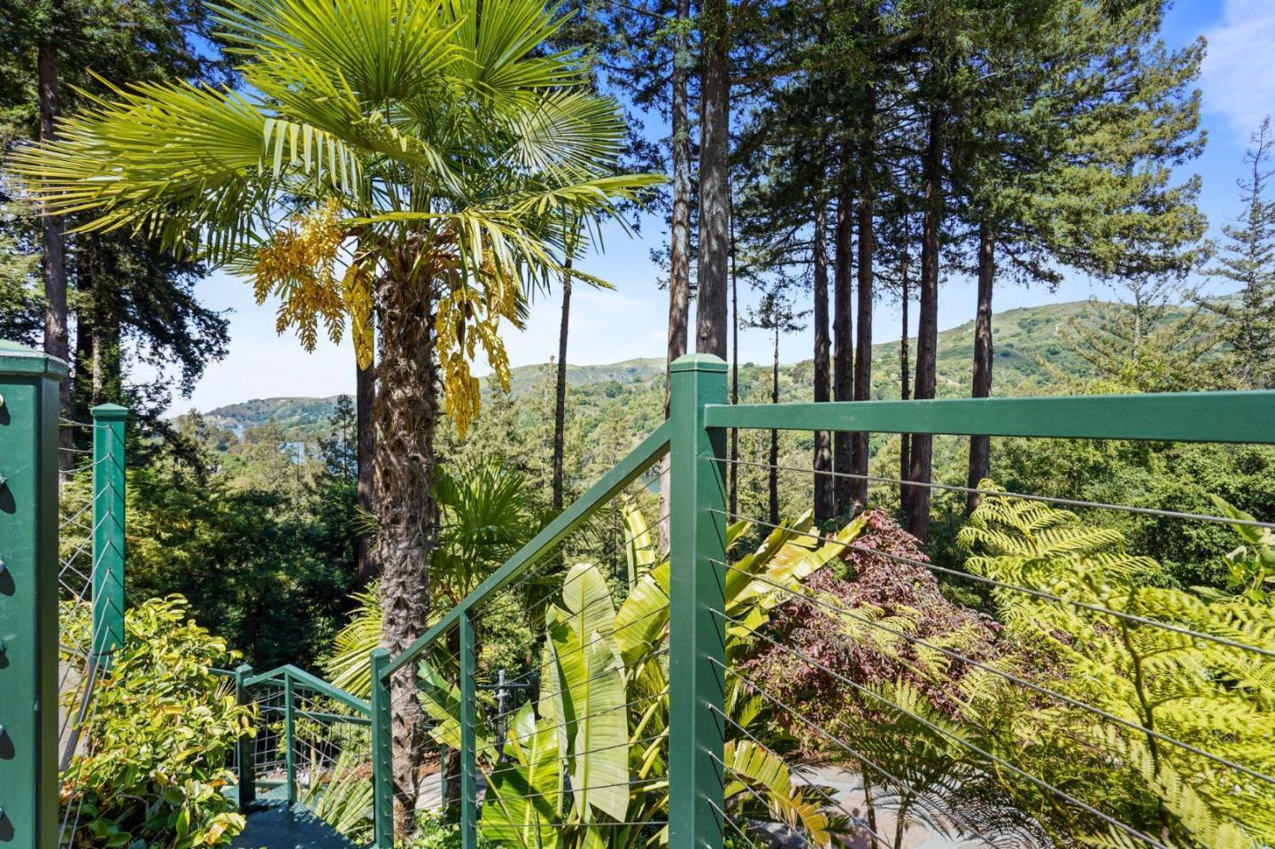Detail Gallery Image 53 of 102 For 20420 Idylwild Rd, Los Gatos,  CA 95033 - 5 Beds | 5/2 Baths