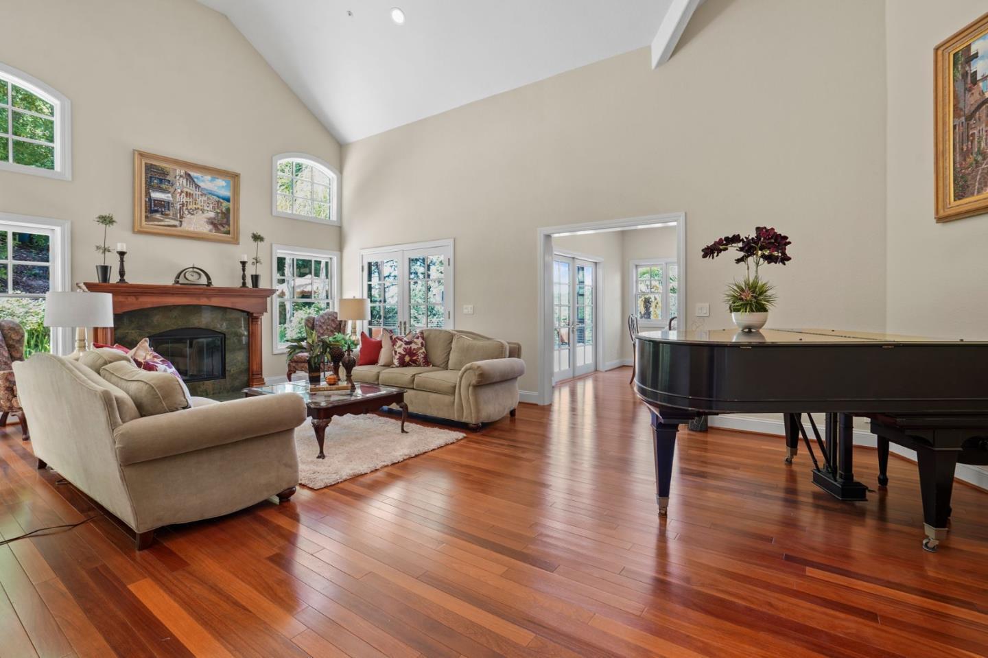 Detail Gallery Image 7 of 102 For 20420 Idylwild Rd, Los Gatos,  CA 95033 - 5 Beds | 5/2 Baths