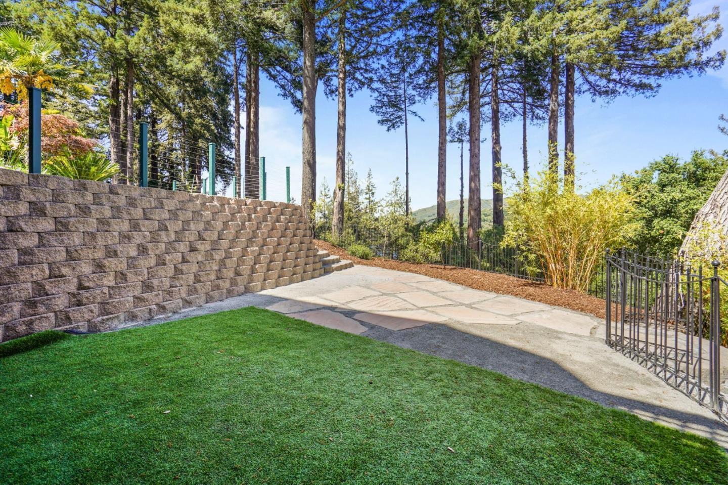 Detail Gallery Image 73 of 102 For 20420 Idylwild Rd, Los Gatos,  CA 95033 - 5 Beds | 5/2 Baths