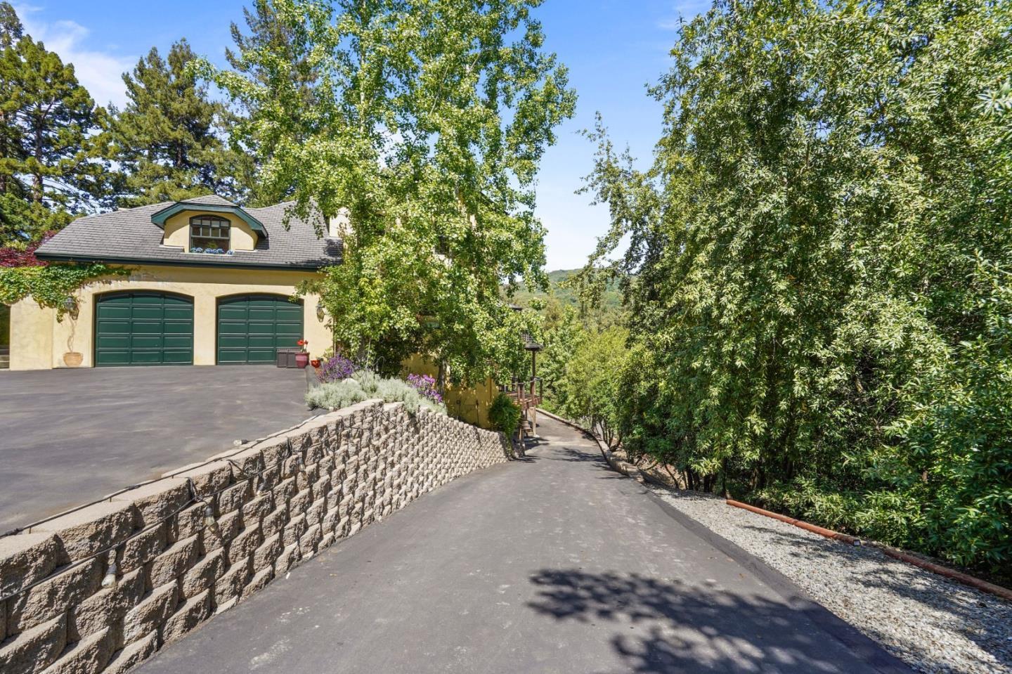 Detail Gallery Image 83 of 102 For 20420 Idylwild Rd, Los Gatos,  CA 95033 - 5 Beds | 5/2 Baths