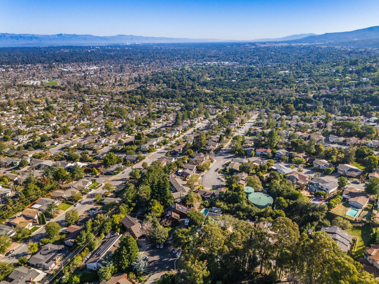 Detail Gallery Image 65 of 71 For 660 Cambridge Rd, Redwood City,  CA 94061 - 4 Beds | 3 Baths