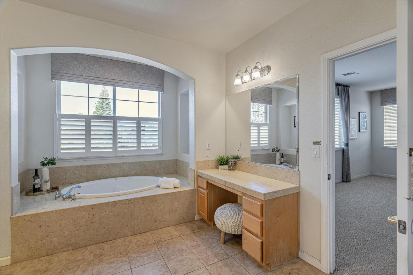 Detail Gallery Image 25 of 37 For 4602 Middle Park Dr, San Jose,  CA 95135 - 5 Beds | 4 Baths