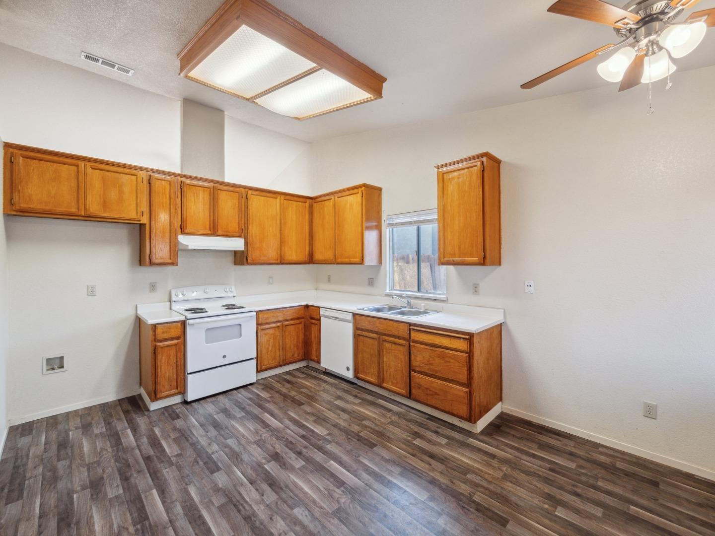 2134 San Luis St, Los Banos, CA 93635 photo 11