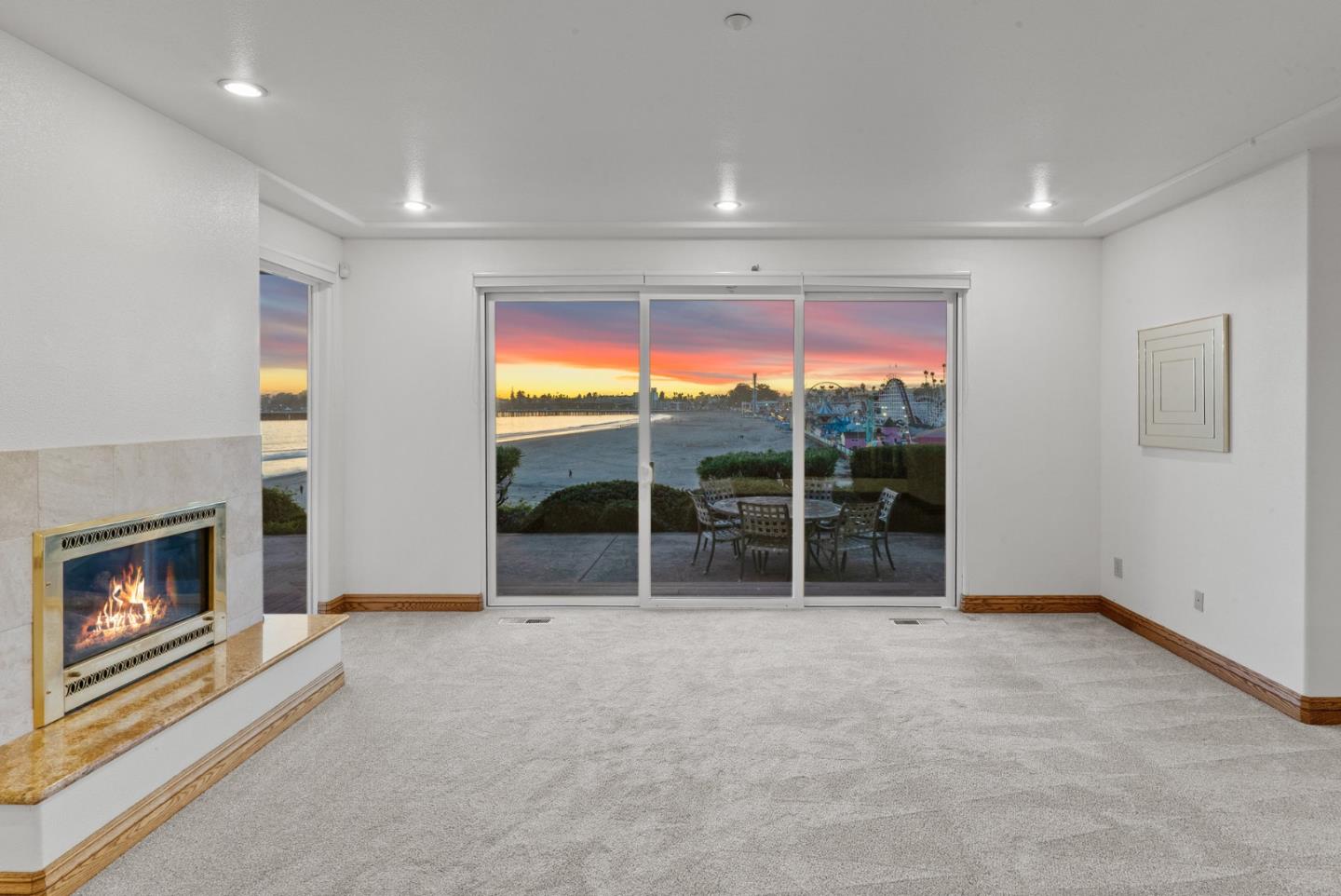 Detail Gallery Image 13 of 56 For 1148 E Cliff Dr #B,  Santa Cruz,  CA 95062 - 3 Beds | 2 Baths
