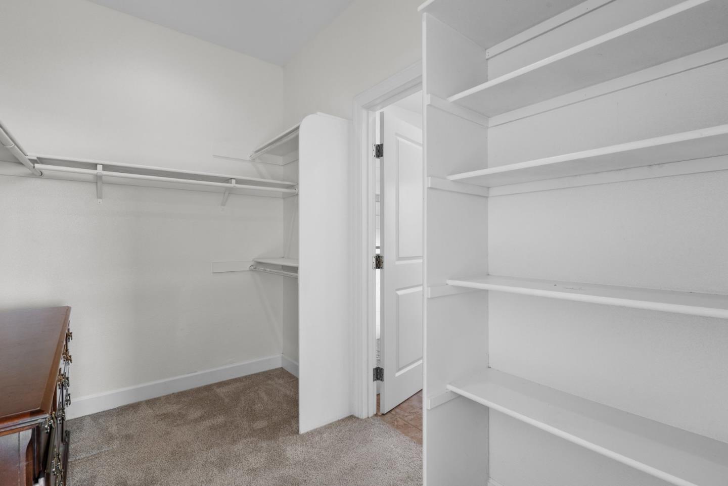 Detail Gallery Image 35 of 56 For 1148 E Cliff Dr #B,  Santa Cruz,  CA 95062 - 3 Beds | 2 Baths