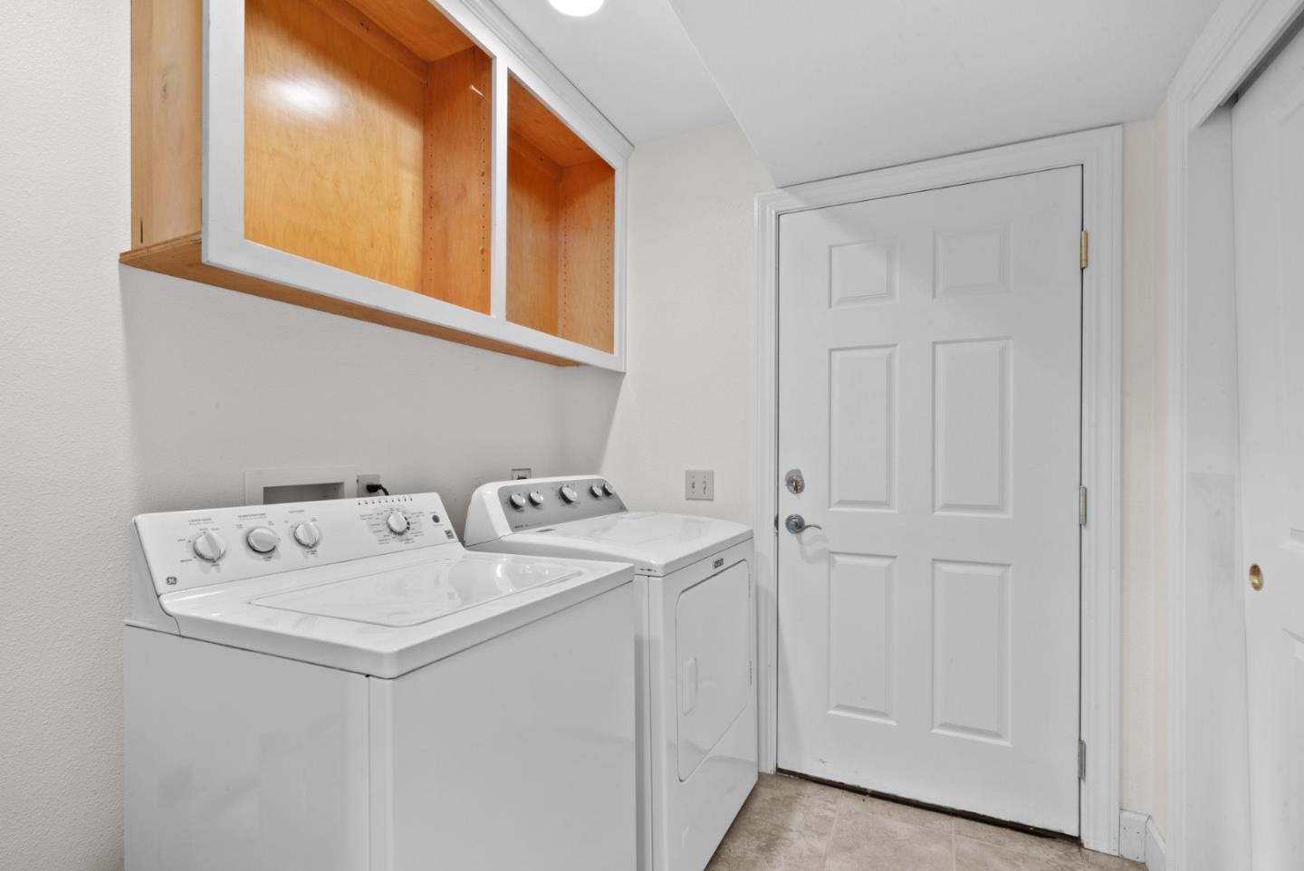 Detail Gallery Image 43 of 56 For 1148 E Cliff Dr #B,  Santa Cruz,  CA 95062 - 3 Beds | 2 Baths