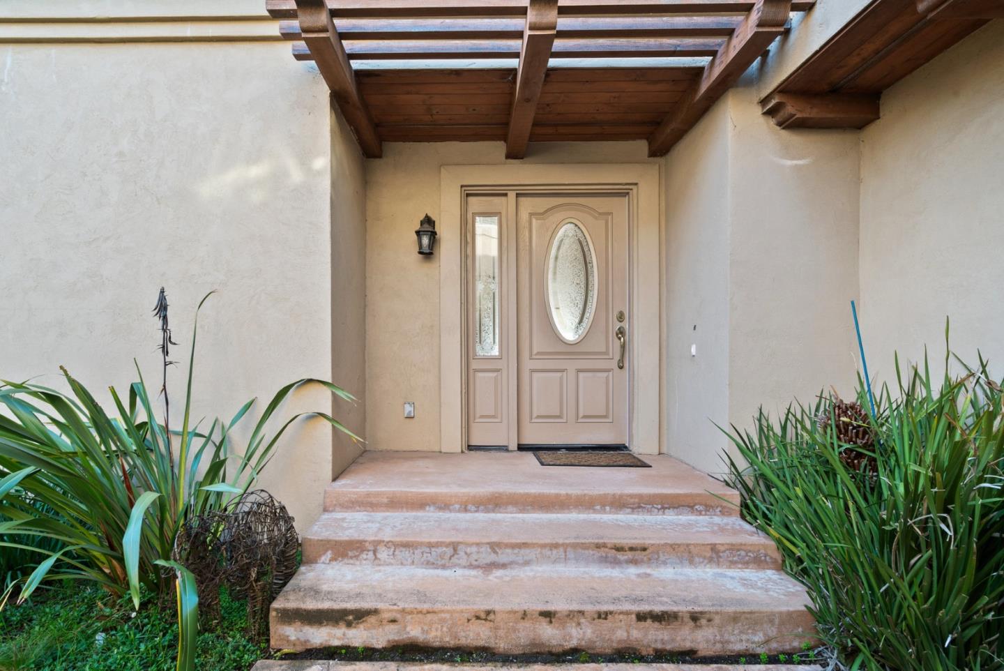 Detail Gallery Image 44 of 56 For 1148 E Cliff Dr #B,  Santa Cruz,  CA 95062 - 3 Beds | 2 Baths