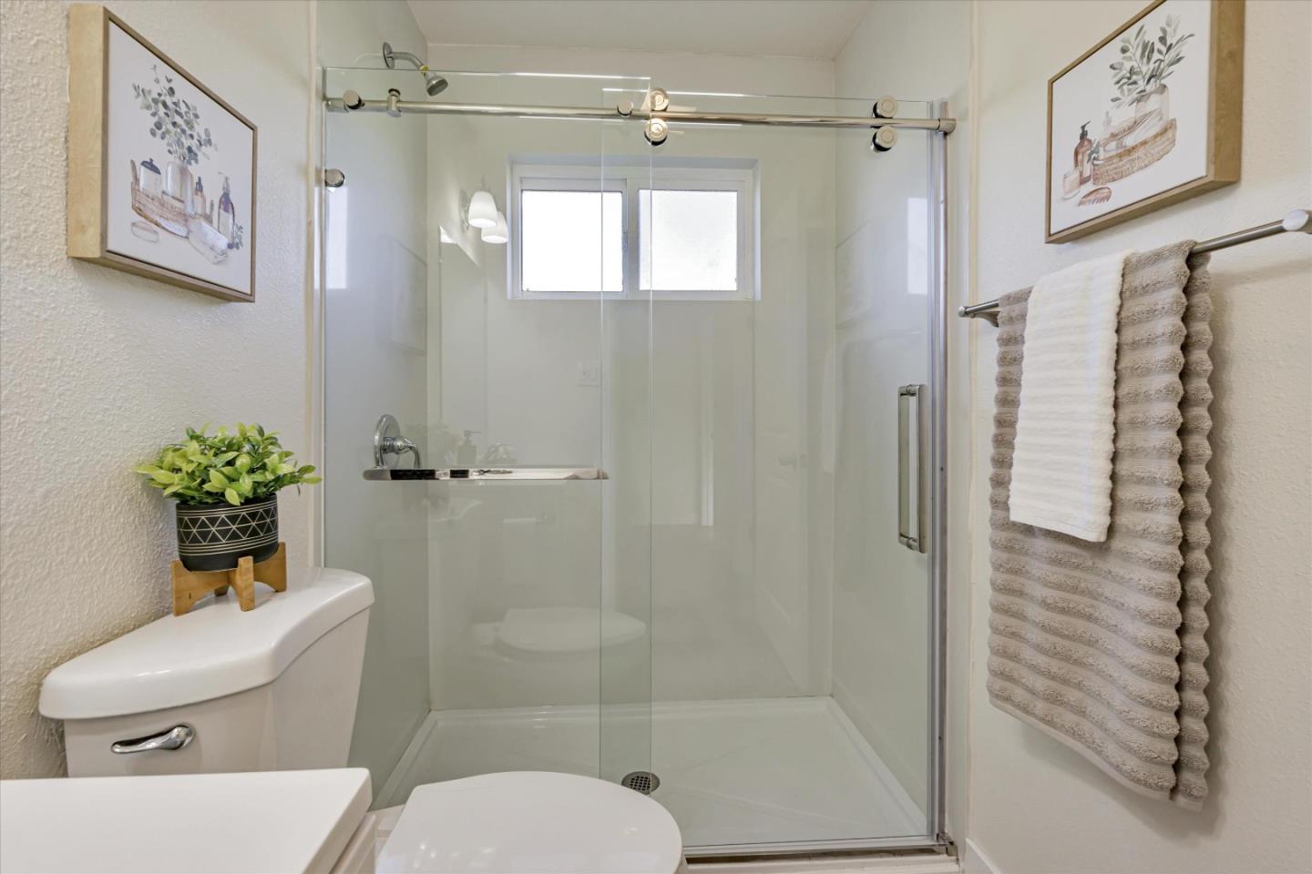 655 Chester Dr, Pittsburg, CA 94565 photo 28