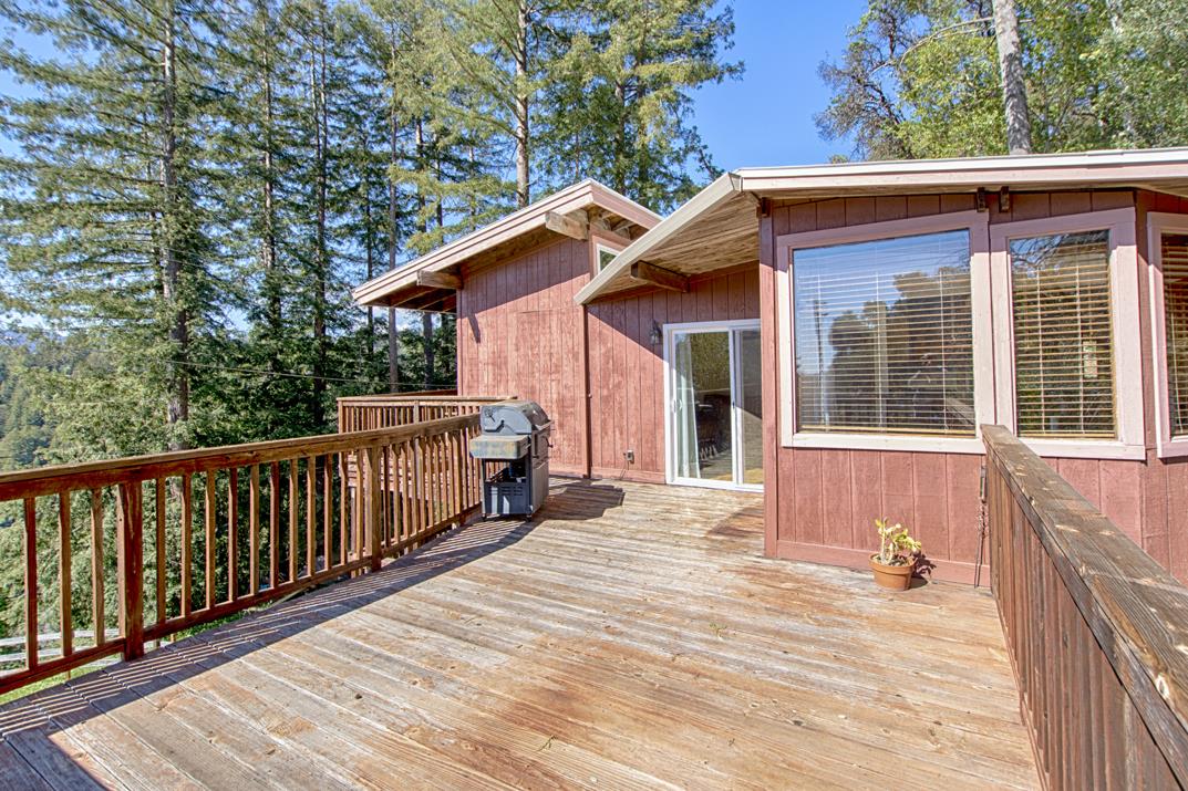 Detail Gallery Image 2 of 14 For 11120 Lake Blvd, Felton,  CA 95018 - 2 Beds | 2 Baths