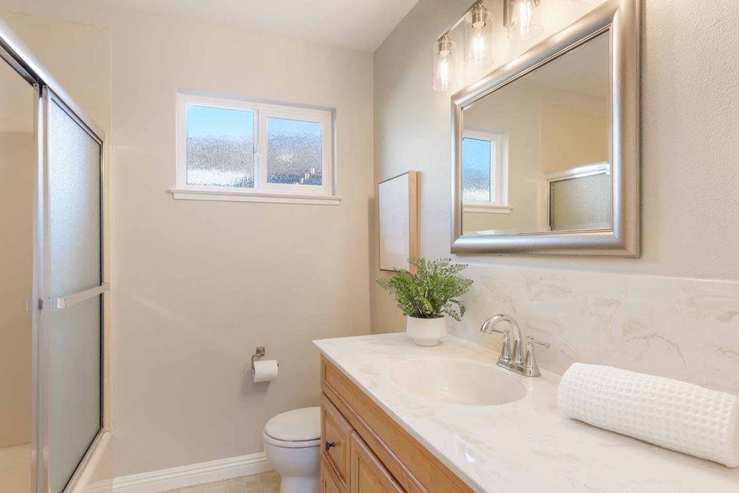 Detail Gallery Image 19 of 23 For 1336 Petal Way, San Jose,  CA 95129 - 4 Beds | 2 Baths