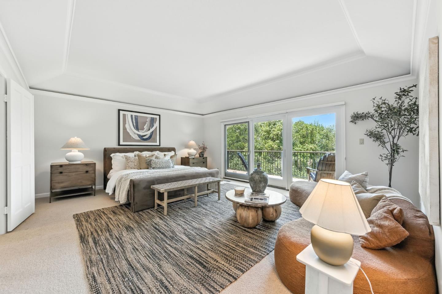 Detail Gallery Image 15 of 58 For 2530 Skyfarm Dr, Hillsborough,  CA 94010 - 4 Beds | 4 Baths