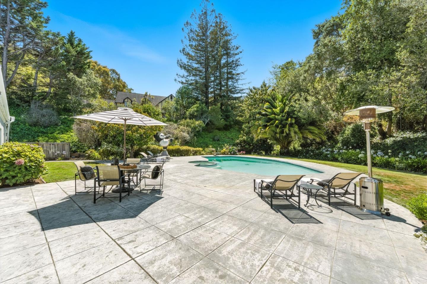 Detail Gallery Image 40 of 58 For 2530 Skyfarm Dr, Hillsborough,  CA 94010 - 4 Beds | 4 Baths