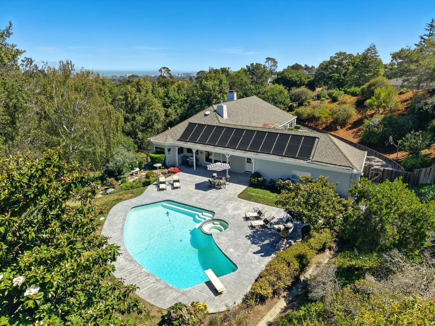 Detail Gallery Image 45 of 58 For 2530 Skyfarm Dr, Hillsborough,  CA 94010 - 4 Beds | 4 Baths