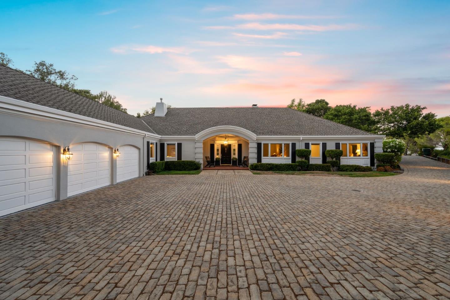 Detail Gallery Image 51 of 58 For 2530 Skyfarm Dr, Hillsborough,  CA 94010 - 4 Beds | 4 Baths