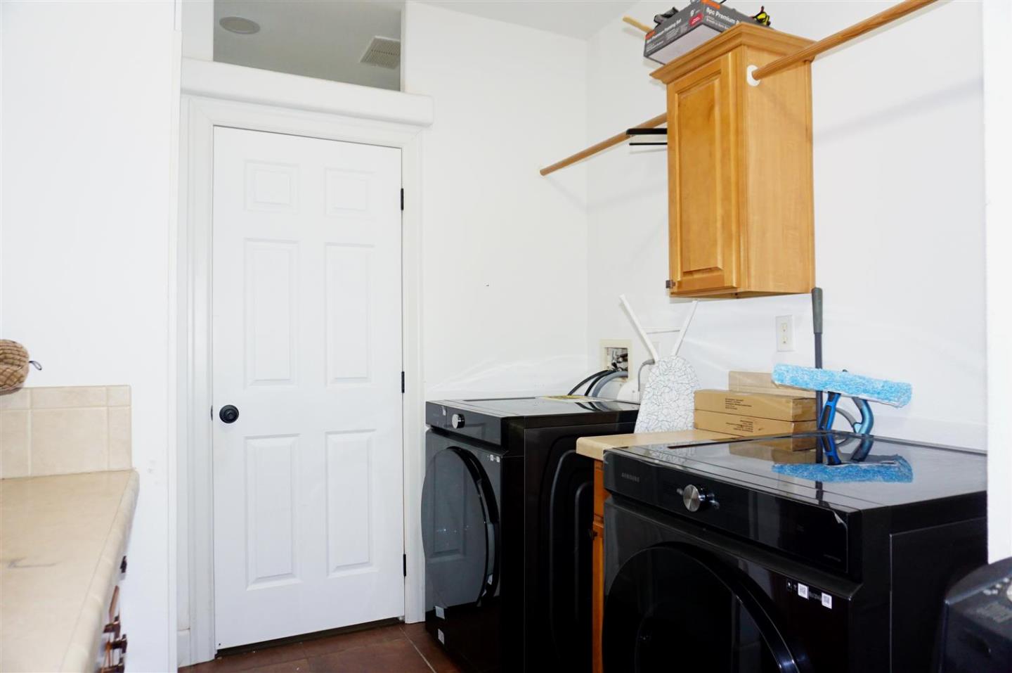 Detail Gallery Image 26 of 29 For 1225 Vienna Dr #450,  Sunnyvale,  CA 94089 - 3 Beds | 2 Baths