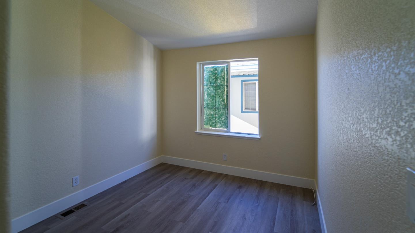 Detail Gallery Image 12 of 15 For 270 Umbarger Rd #69,  San Jose,  CA 95111 - 4 Beds | 2 Baths